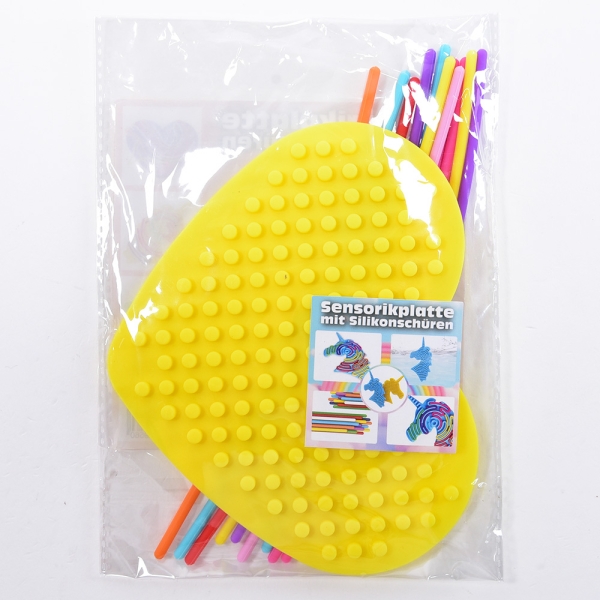 Sensorik und Fidget Spielzeug, Silikon Platten mit 11 Schnüren, Herz, 13x15x1cm